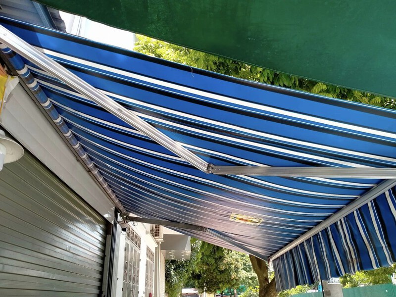 Các yếu tố ảnh hưởng đến giá bạt che nắng mưa